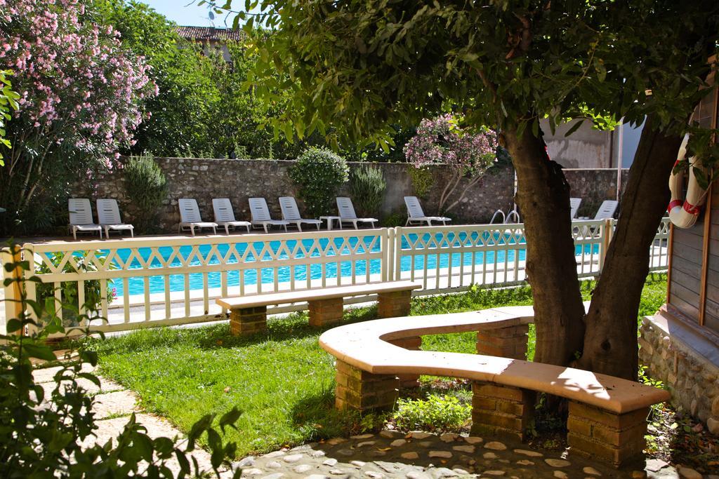 Hotel San Filis San Felice del Benaco Eksteriør bilde