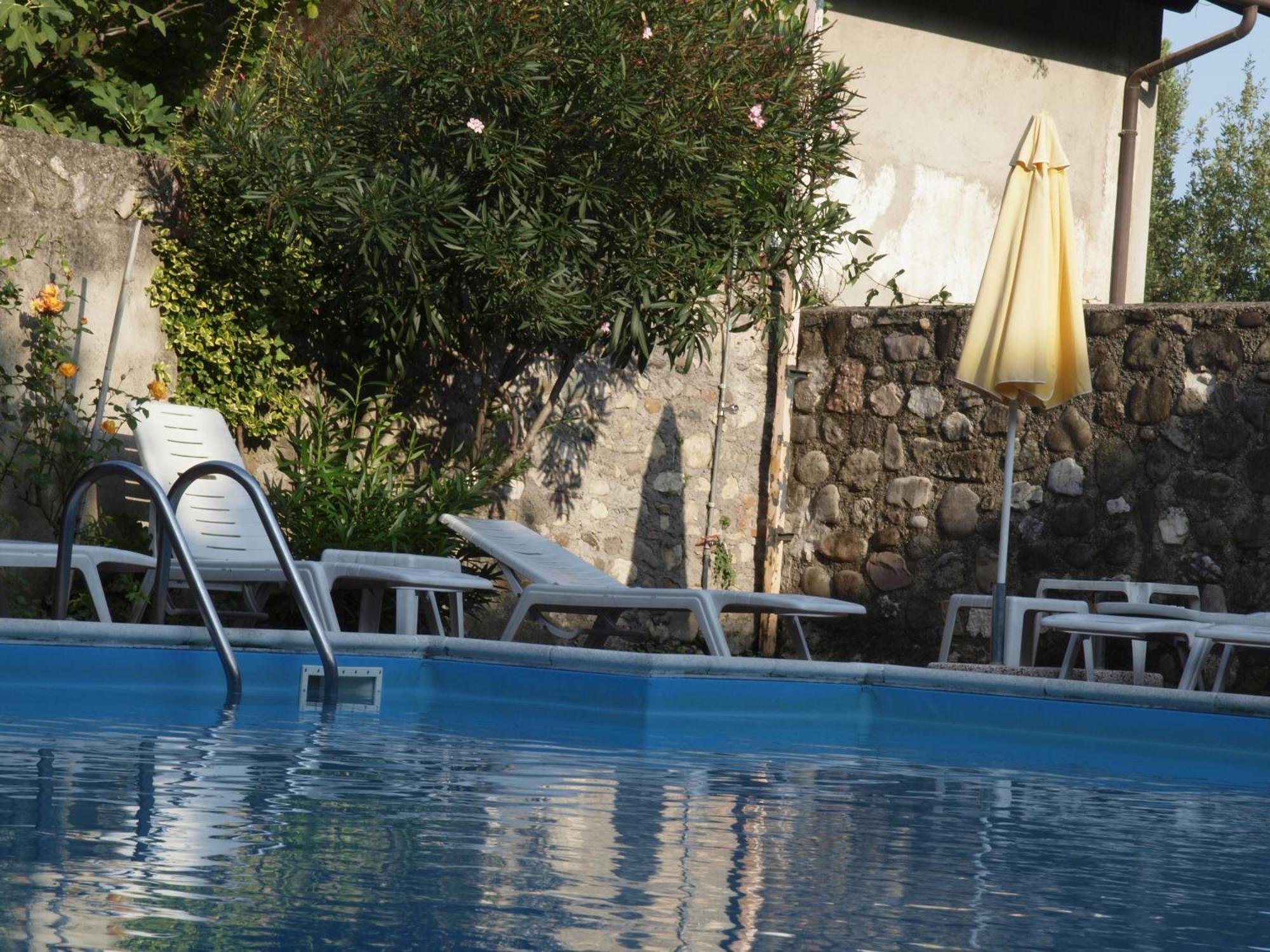 Hotel San Filis San Felice del Benaco Eksteriør bilde