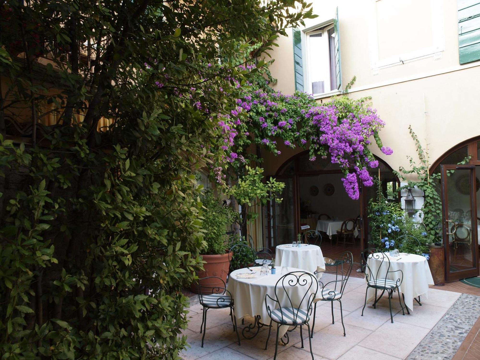 Hotel San Filis San Felice del Benaco Eksteriør bilde